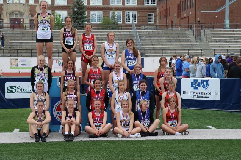 fairview school relay team with medals